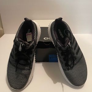 Brand new Grade School Cloudfoam ultimate I Adidas